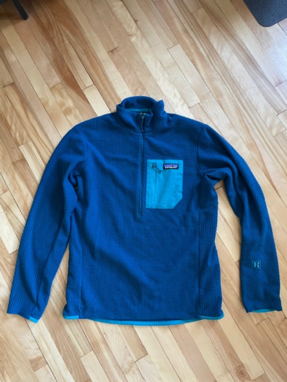 Patagonia R1 half-zip fleece